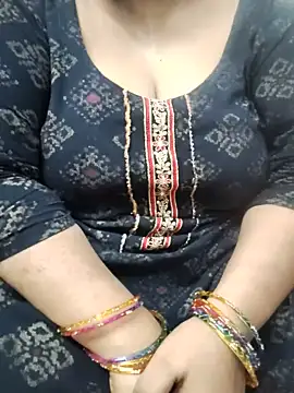 צ'אט XXX בשידור חי של zeepe19