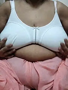 zeepe19's Live XXX Chat