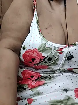 zeepe19's Live XXX Chat