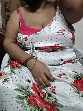zeepe19's Live XXX Chat