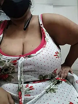 zeepe19 Adlı Modelin Canlı XXX Sohbeti