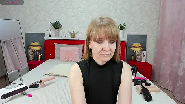 Chat XXX en directo de KattyPeachX