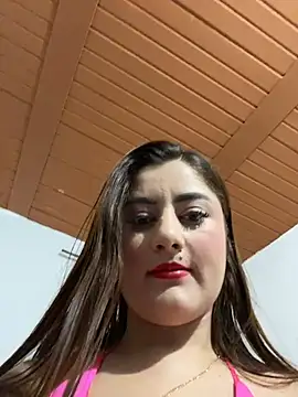 Susi_30 লাইভ XXX চ্যাট