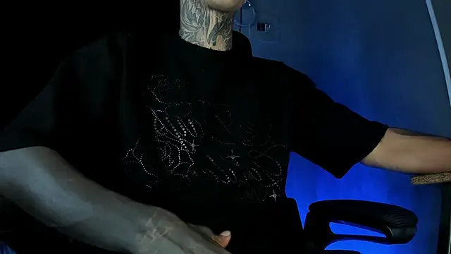 Travisttanner28 Webcam show