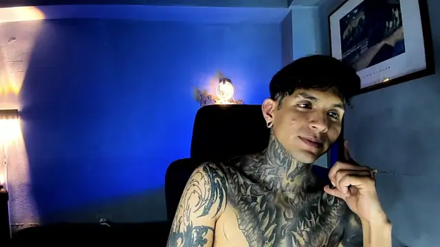 عرض كام Travisttanner28