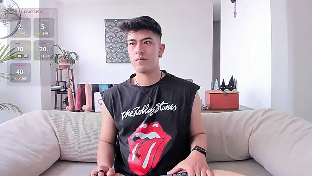 Ryan_Clark_: διαδικτυακό σόου στην κάμερα
