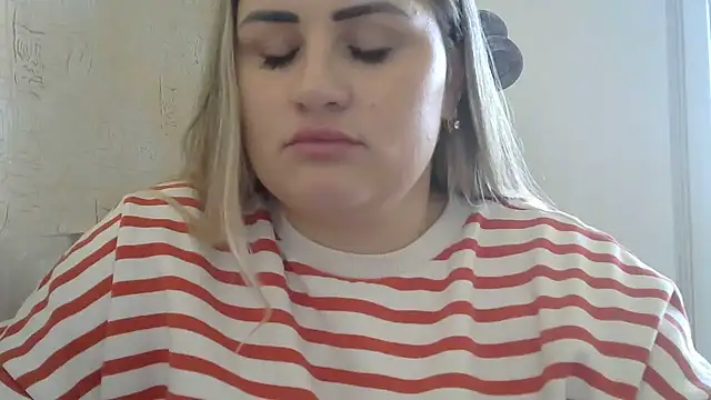 Honeydew-Waves' Live XXX Chat