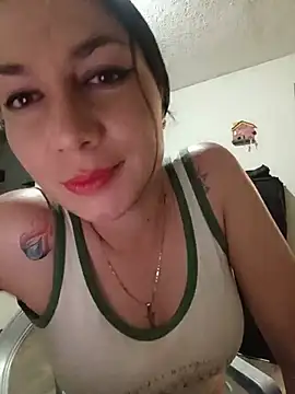 Mia_Love-3's Live XXX Chat