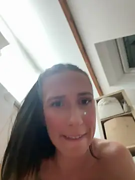 lola_tentatiion Webcamshow