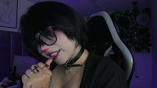 Kitty_Gang's Live XXX Chat
