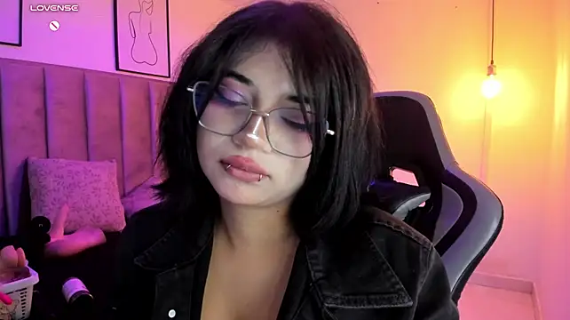 Kitty_Gang 网络视讯表演