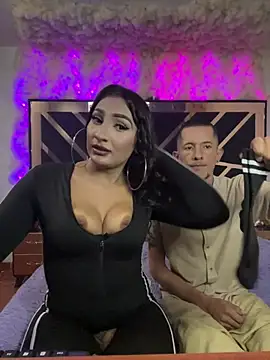 BriannaTS_and_David Show in webcam