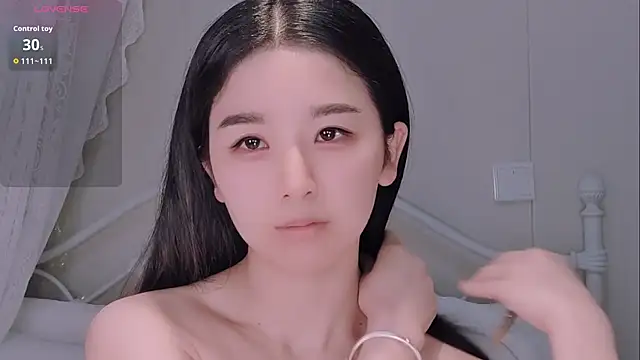 XXX chat uživo modela BingLin-