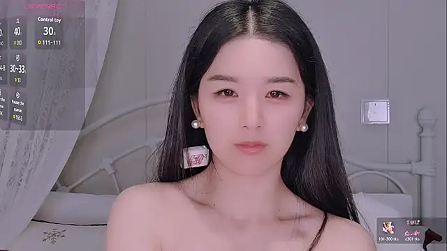 BingLin- Adlı Modelin Canlı XXX Sohbeti