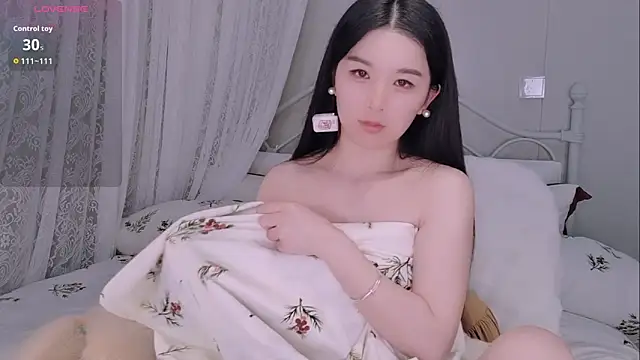 BingLin-'s Live XXX Chat
