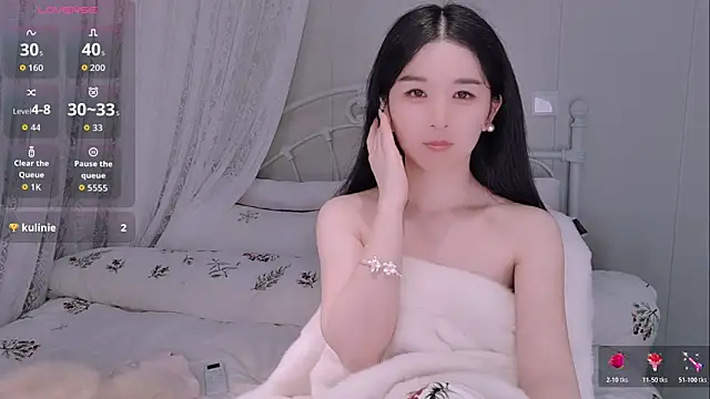 BingLin-'s Live XXX Chat