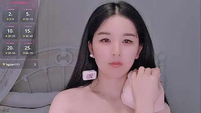 BingLin- live XXX chat