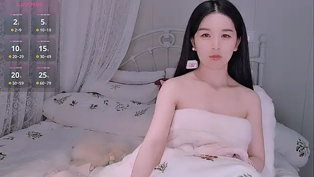 BingLin-'s Live XXX Chat