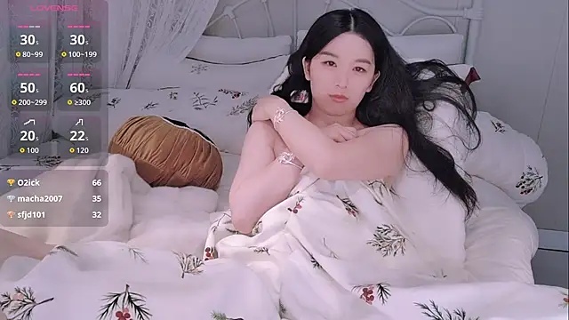 BingLin-'s Live XXX Chat