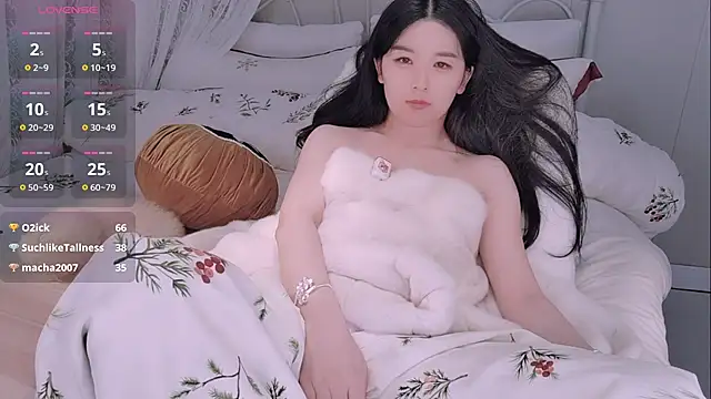 BingLin-'s Live XXX Chat