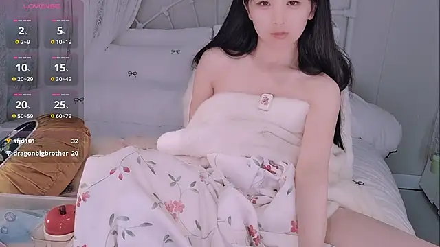 Chat XXX en directo de BingLin-