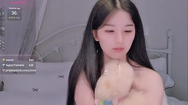 BingLin-'s Live XXX Chat
