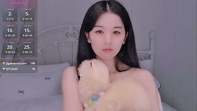 Chat XXX en directo de BingLin-