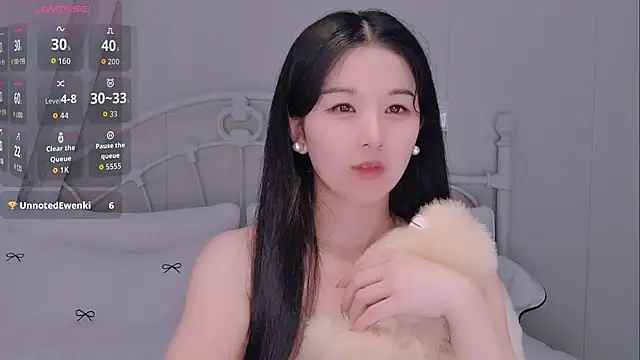 BingLin-'s Live XXX Chat