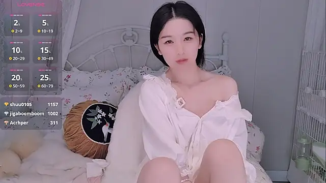 Chat XXX en directo de BingLin-