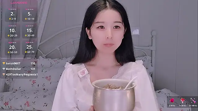 BingLin-'s Live XXX Chat