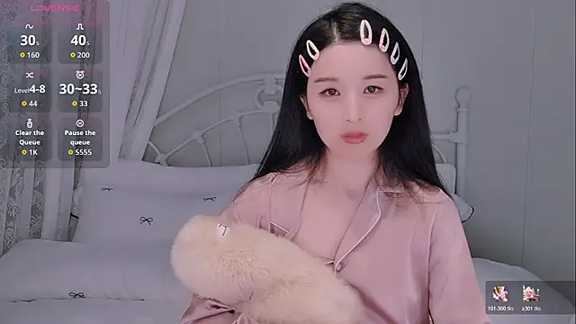 BingLin-'s Live XXX Chat