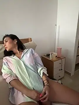 Gia_Ferh Chat XXX live