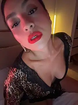 Gia_Ferh's Webcam Show