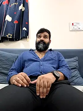 Fun_Guuy Show in webcam