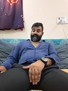 Fun_Guuy Show in webcam
