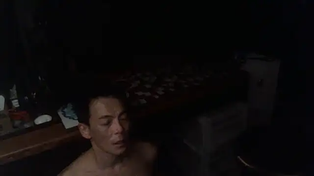 hkwildguy Show Webcam