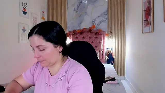 angelswets Adlı Modelin Canlı XXX Sohbeti
