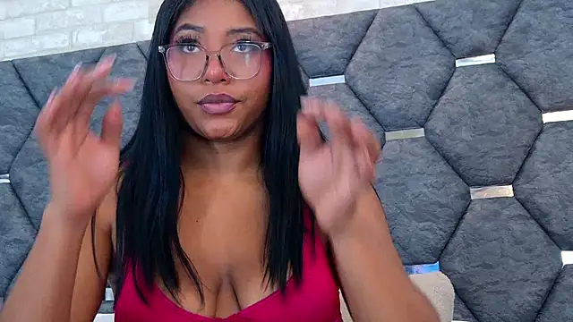 VanessaGlenn Show Webcam