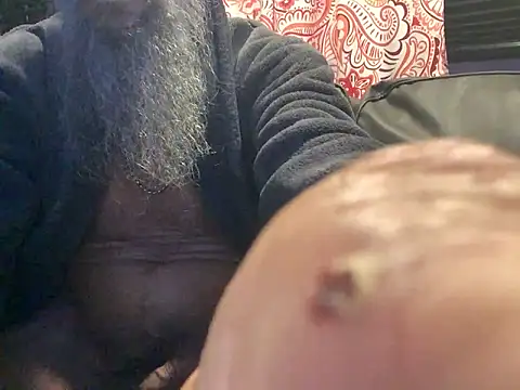 mindphu_k Show in webcam