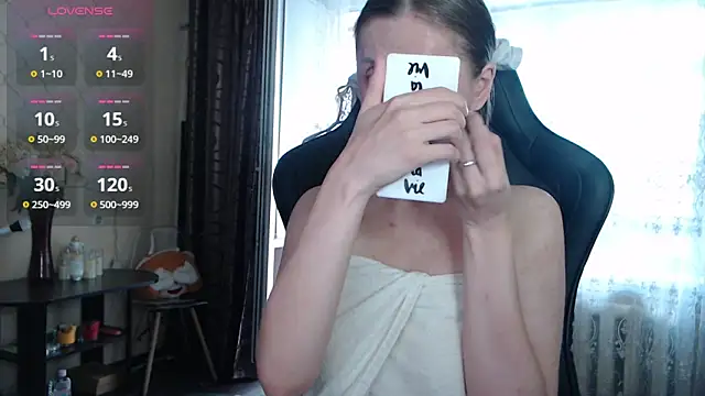 Chat +18 de JessieOMays ao vivo