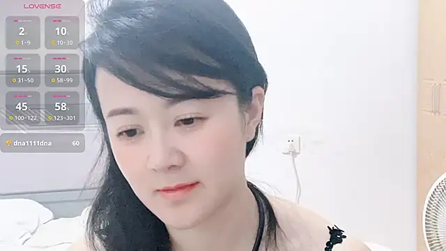 fanfan-FF's Live XXX Chat