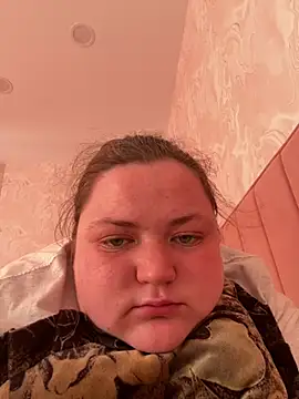 Alex_m – Naživo chatovacia miestnosť