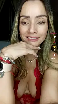 Loly_Horny's Live Chat Room