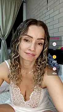 Loly_Horny's Live XXX Chat