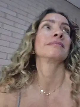 Show webcam de Loly_Horny