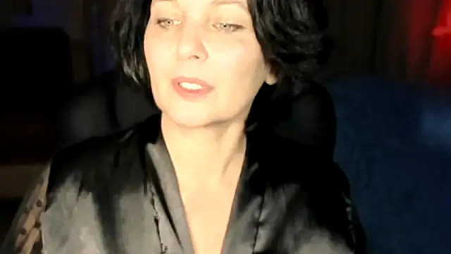 WitchBlueRose's Live XXX Chat