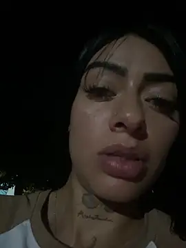 ZairaSofia1's Webcam Show