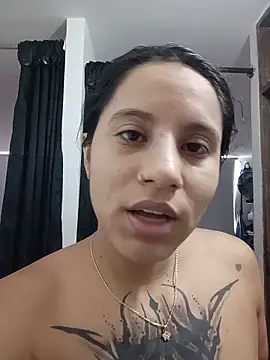 Karii-R's Live XXX Chat