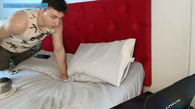 NicoDavisOfficial Adlı Modelin Web Kamerası Şovu