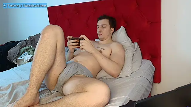 NicoDavisOfficial Webcam show